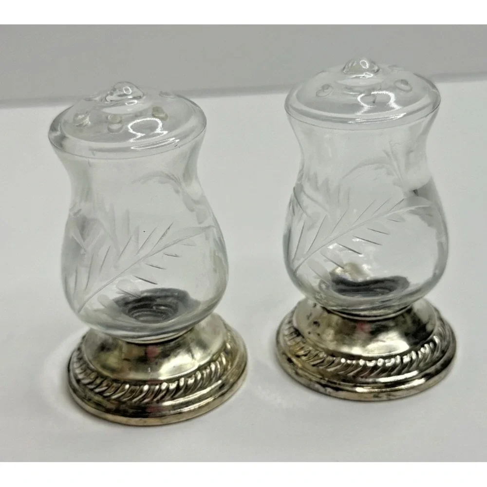 Quaker Sterling Silver Hurricane Salt and Pepper Weighted 703 Etched Glass